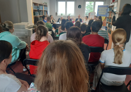 Debata "Książka czy smartfon? O roli książki w dobie mediów społecznościowych"