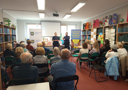 Spotkanie edukacyjne w Bibliotece – bezpieczeństwo seniorów
